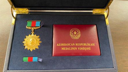Qazaxda “Heydər Əliyevin 100 illiyi (1923-2023)” yubiley medalı sahiblərinə təqdim edilib