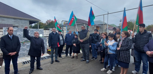 Qazaxın Ağköynək kəndində Birinci Qarabağ müharibəsi şəhidi Fazil Süleymanovun xatirəsinə inşa edilmiş bulağın açılışı olub