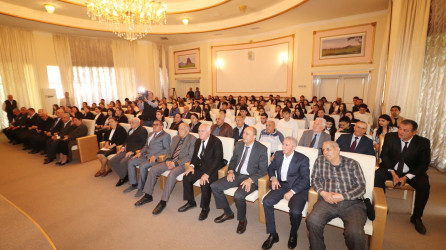 Qazaxda şair Vəli Xramçaylının 70 illiyinə həsr edilmiş yubiley tədbiri keçirilib