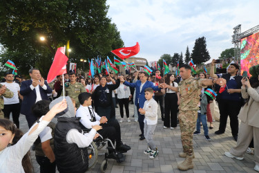 Qazaxda Ulu Öndər Heydər Əliyevin 100 illik yubileyinə həsr olunmuş möhtəşəm konsert təşkil olunub