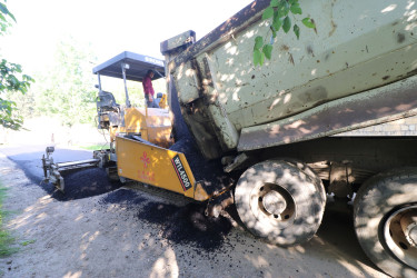 Qazaxda yeni asfalt örtüyü döşənən Nəriman Nərimanov yaşayış massivində görülmüş işlər - FOTOLAR