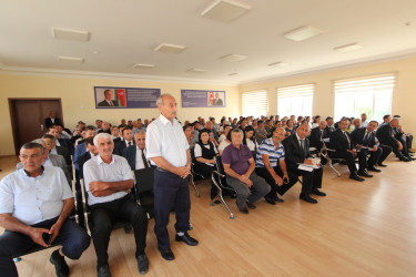 Qazaxda icra başçısının avqust ayı üzrə vətəndaşlarla keçirilən ilk səyyar görüşü rayonun Kosalar kəndində olub