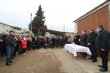 Millət vəkili Səməd Seyidov Qazaxda Nəriman Nərimanov yaşayış massivində seçiciləri ilə görüşüb