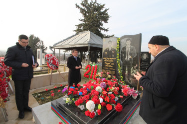 Qazaxda Vətən müharibəsi şəhidləri məzarları başında yad edilib