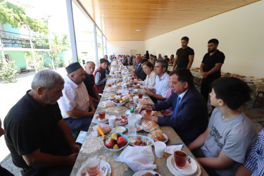 Qazaxda Tovuz döyüşlərinin qəhrəmanı şəhid mayor Namiq Əhmədovun ildönümündə xatirəsi anılıb