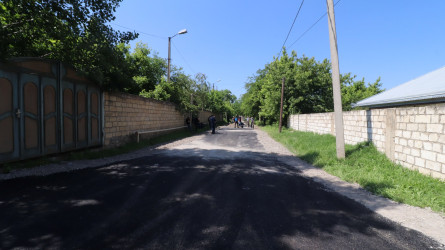 Qazaxda Nəriman Nərimanov yaşayış massivində yeni asfalt örtüyü döşənən məhəllədaxili yollardan - FOTOLAR