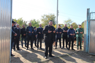 Vətən müharibəsində qəhrəmanlıq göstərən şəhid çavuş Timur Əliyevin ildönümündə xatirəsi ehtiramla anılıb