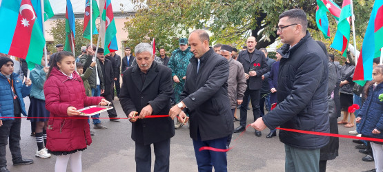 Qazaxın Qarapapaq kəndində Birinci Qarabağ müharibəsi şəhidi Nəsimi Hüseynovun xatirəsinə inşa edilmiş bulağın açılışı olub