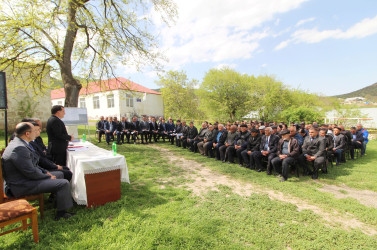 Qazaxda icra başçısının aprel ayı üzrə vətəndaşlarla keçirilən sonuncu səyyar görüşü sərhəd kəndi Fərəhlidə yaşayan sakinlərlə olub
