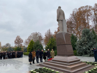 Qədirbilən xalqımız hər zaman öz böyük oğlunun xatirəsini dərin hörmət və ehtiramla yad edəcək