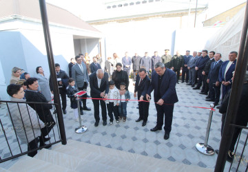 Vətən müharibəsi şəhidi gizir Sərxan Abdullayevin ailəsi üçün yeni inşa edilmiş yaşayış evi bu gün ailə üzvlərinin istifadəsinə verilib