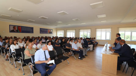 Millət vəkili Səməd Seyidov Qazaxda üç kənddə olub, sakinlərlə görüşüb