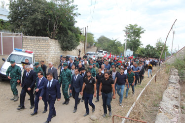 Qazaxda şəhid baş leytenant Yunis Kazımov doğulduğu Kəmərli kəndində son mənzilə yola salınıb