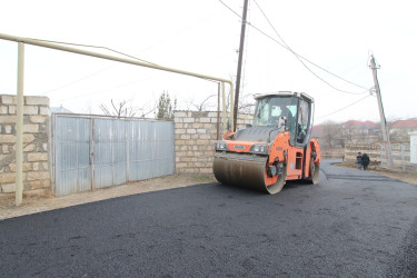 Qazax şəhərində yeni asfalt örtüyü vurulan Yunis Kazımov küçəsindən - FOTOLAR