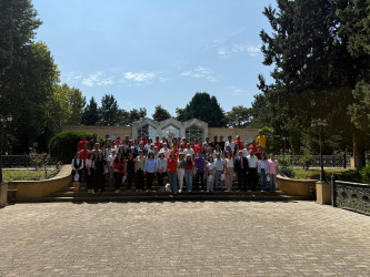 Qazaxda səfərdə olan “Gənc alimlərin yay düşərgəsi”nin iştirakçıları rayonun görməli yerlərinə ekskursiya ediblər