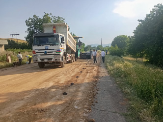 Qazaxda daha bir avtomobil yoluna yeni asfalt örtüyü vurulur. İcra başçısı görülmüş işlərlə yerində tanış olub – FOTOLAR