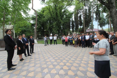 Millət vəkili Səməd Seyidov Qazaxda seçiciləri ilə görüşüb