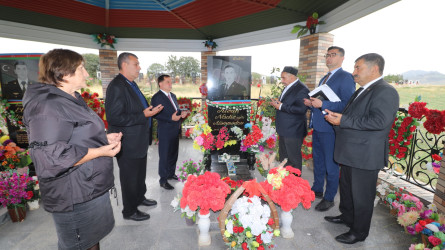 Qazaxda 27 Sentyabr - Anım Günü ərəfəsində Vətən müharibəsi şəhidlərinin məzarları ziyarət olunub