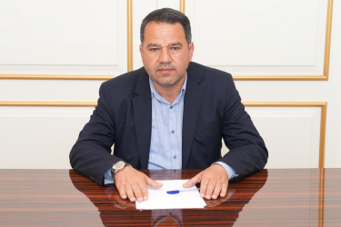 Dövlət Komitəsinin sədri Qazaxda vətəndaşların müraciətlərini dinləyib