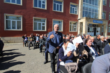 May ayı üzrə vətəndaşlarla keçirilən ilk səyyar görüş Birinci Şıxlı kəndində olub