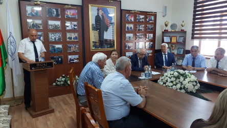 BDU-nun Qazax filialında Əməkdar elm xadimi Vüsət Əfəndiyevin 70 illik yubileyinə həsr olunmuş anım mərasimi keçirilib