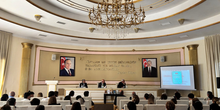 Şair, publisist, Əməkdar jurnalist Əbülfət Mədətoğlu Qazaxda oxucularla görüşüb