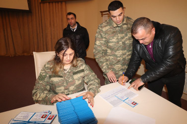 Qazaxda Vətən müharibəsi iştirakçılarına "Müharibə veteranı" vəsiqələri təqdim olunub