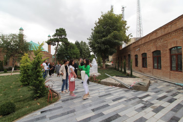 Qazaxda dərslərə başlayan ADA Universitetinin Azərbaycan dilindəki yeni magistr proqramının tələbələri rayonun görməli yerlərinə ekskursiya ediblər