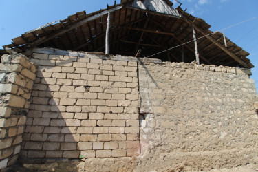 İcra başçısı Vətən müharibəsi əlili Fəqan Rəhimovun evində olub və qayğıları ilə maraqlanıb