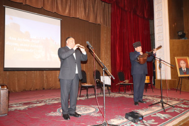 Qazaxda şair Cavanşir Rüstəmin yaradıcılığına həsr olunmuş “Ana laylam, beşik daşım, mənə cənnət Vətənimdir!”adlı tədbir keçirilib