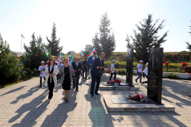 Qazaxda “Heydər Əliyev İli” çərçivəsində Ulu Öndərin anadan olmasının 100 illiyinə həsr olunmuş veloyürüş keçirilib