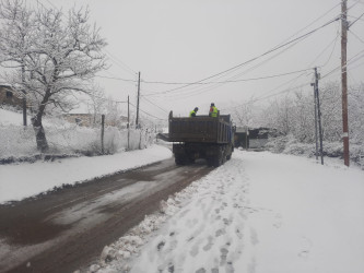 Qazaxda icra başçısı sərhəddə yerləşən Quşçu Ayrım və Fərəhli kəndlərində olub