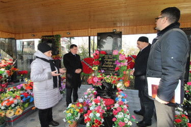 Qazaxda Vətən müharibəsi şəhidləri məzarları başında yad edilib