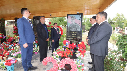 Qazaxda 27 Sentyabr - Anım Günü ərəfəsində Vətən müharibəsi şəhidlərinin məzarları ziyarət olunub