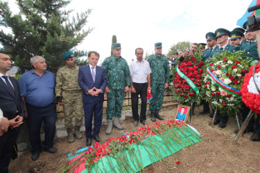 Qazaxda şəhid baş gizir Azər Məmmədov doğulduğu Kəmərli kəndində son mənzilə yola salındı