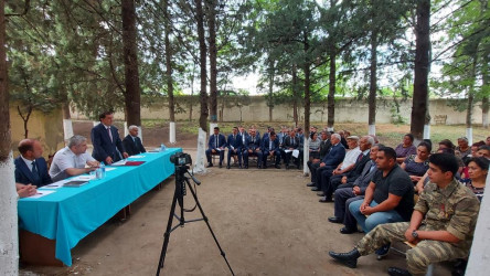 İyun ayı üzrə vətəndaşlarla keçirilən növbəti səyyar görüş sərhəd kəndi Kəmərlidə olub