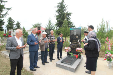 Qazaxda 27 Sentyabr - Anım Günü ərəfəsində Vətən müharibəsi şəhidlərinin məzarları ziyarət edilib