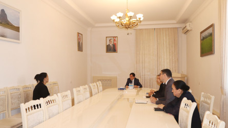 İcra başçısı vətəndaşları fərdi qəbul edərək müraciətlərini dinləyib