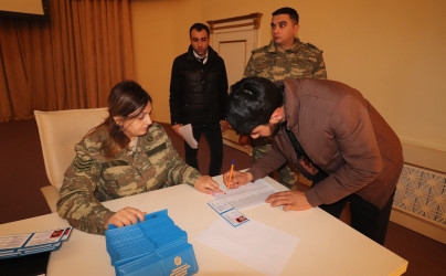 Qazaxda Vətən müharibəsi iştirakçılarına "Müharibə veteranı" vəsiqələri təqdim olunub