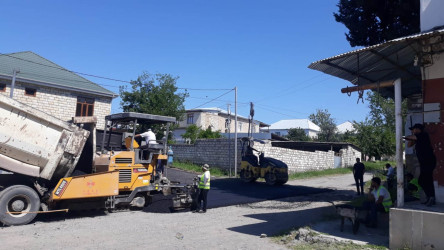 Qazaxda Nəriman Nərimanov yaşayış massivində yeni asfalt örtüyü döşənən məhəllədaxili yollardan - FOTOLAR