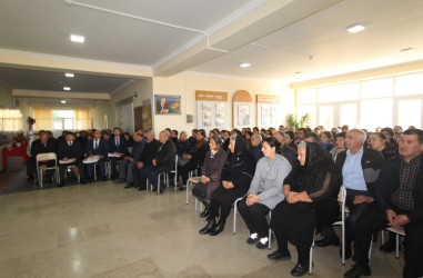 İcra başçısının vətəndaşlarla keçirilən növbəti səyyar görüşü Ürkməzli kəndində olub