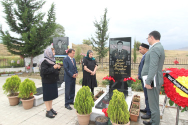 Qazaxda 27 Sentyabr - Anım Günü ərəfəsində Vətən müharibəsi şəhidlərinin məzarları ziyarət edilib