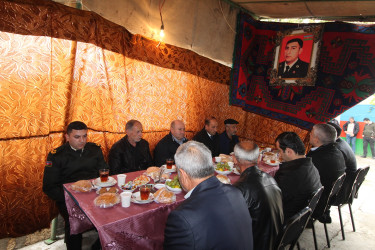 Göstərdiyi igidliyə görə 3 medalla təltif olunan Vətən müharibəsi şəhidi baş gizir Teymur Hacıyevin ildönümündə əziz xatirəsi ehtiramla yad olunub