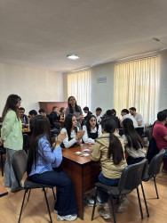 BDU-nun Qazax filialında “Müasir Azərbaycanın Demokratik Hüquqi Əsasları – Konstitusiyamız” mövzusunda Nə?, Harada?, Nə zaman? formatlı intellektual yarış keçirilib