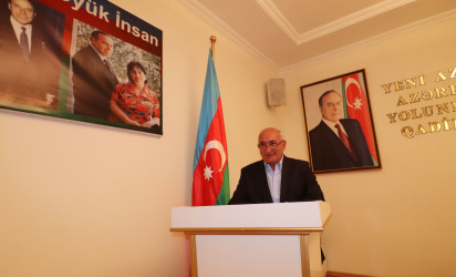 Qazaxda Ümummilli Lider Heydər Əliyevin anadan olmasının 102-ci ildönümünə həsr edilmiş “Nə zaman, nə məkan anlayışına sığmayan şərəfli və mənalı ömür” mövzusunda tədbir keçirilib