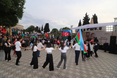 Qazaxda Ulu Öndər Heydər Əliyevin 100 illik yubileyinə həsr olunmuş möhtəşəm konsert təşkil olunub