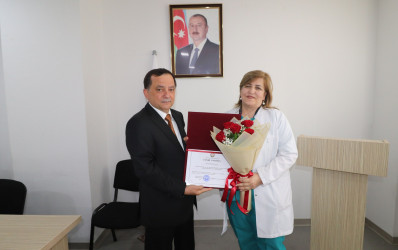 Millət vəkili Səməd Seyidov və icra başçısı Rəcəb Babaşov səhiyyə işçiləri ilə görüşüb