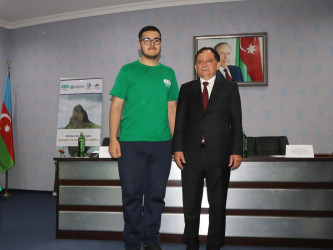 İcra başçısı Qazaxda səfərdə olan düşərgə iştirakçıları ilə görüşüb