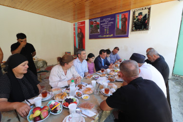 Qazaxda Tovuz döyüşlərinin qəhrəmanı şəhid mayor Namiq Əhmədovun ildönümündə xatirəsi anılıb