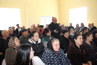 Qazaxda icra başçısının aprel ayında vətəndaşlarla keçirilən növbəti səyyar görüşü sərhəddə yerləşən Məzəm kəndində olub 16.04.2026